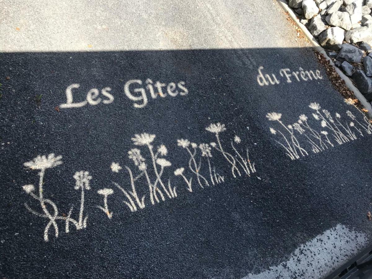 Gîtes du Frêne Wattignies Exterior foto